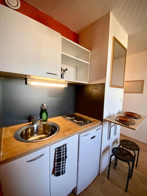 Splendide Studio Moderne - Proche Centre - Laverie Nîmes Zewnętrze zdjęcie