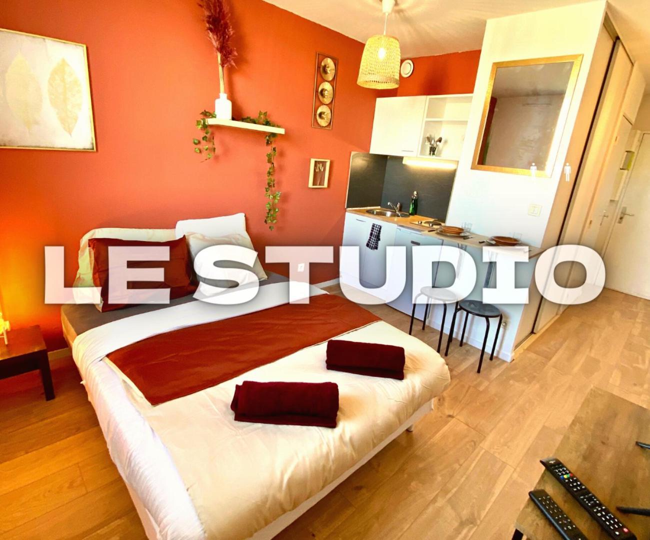 Splendide Studio Moderne - Proche Centre - Laverie Nîmes Zewnętrze zdjęcie